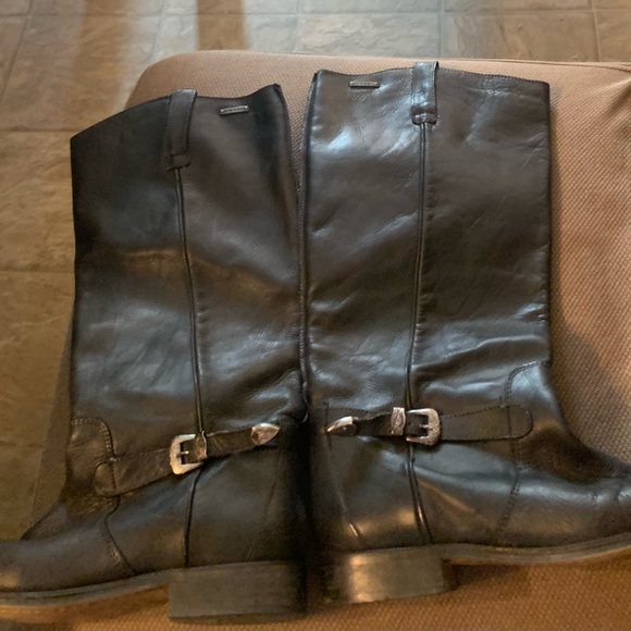 Very gentle used Diesel tall black boots looking for a new home. - Picture 3 of 6